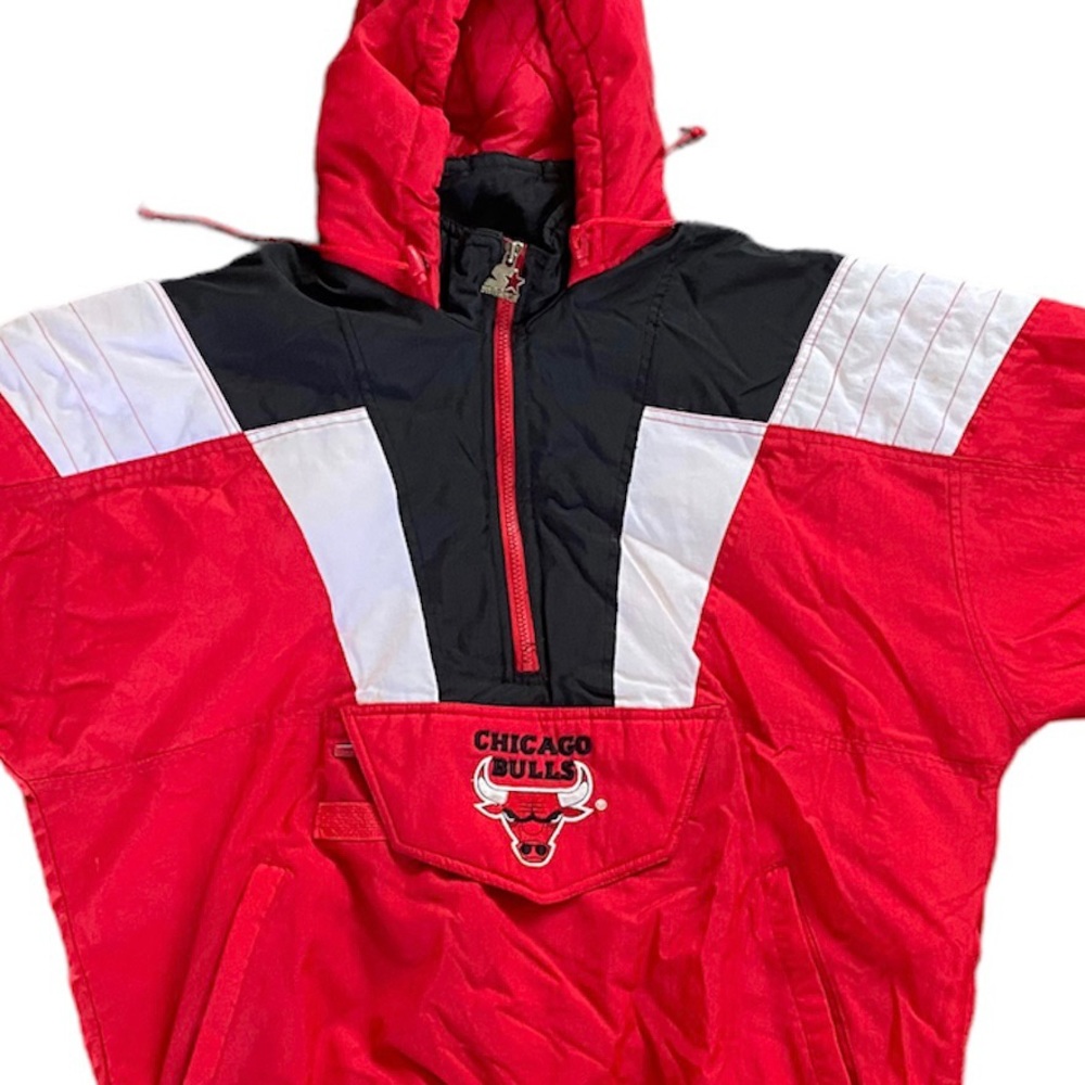 1990s Vintage Starter Chicago Bulls Pullover Windbreaker